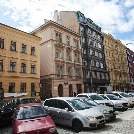 Family Duplex On Wenceslas Square Apartment Прага Екстериор снимка